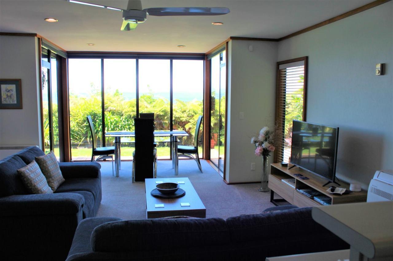 Lake View Garden Apartment Taupo Kültér fotó